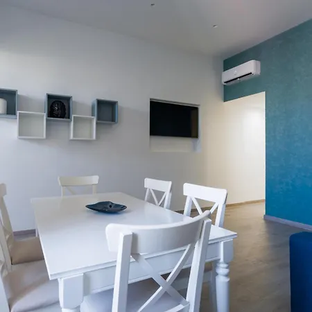 Sebastiano House & Vibes By Dimorra Apartamento